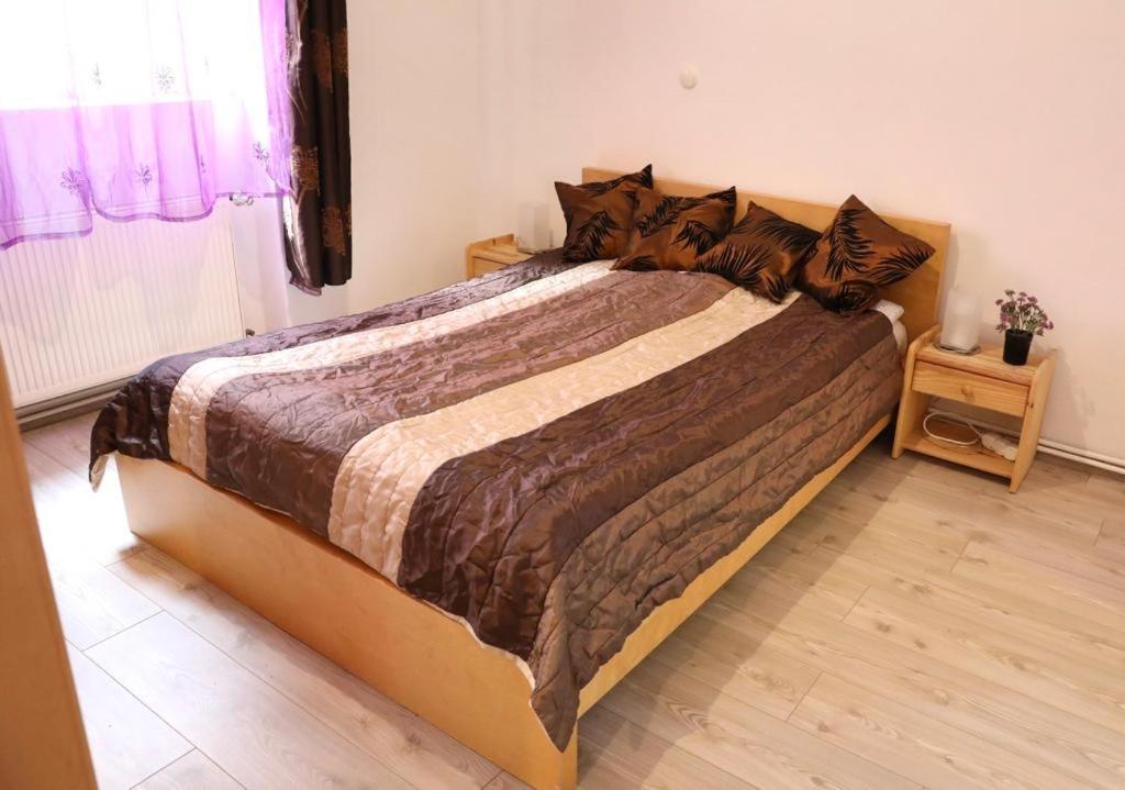 Lana Lo Apartments Karlovy Vary Kültér fotó