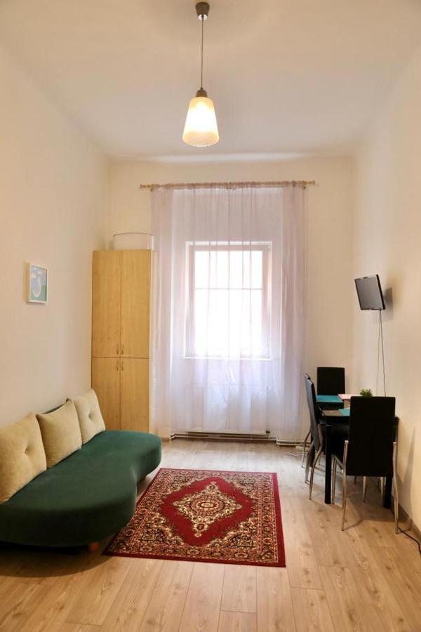 Lana Lo Apartments Karlovy Vary Kültér fotó