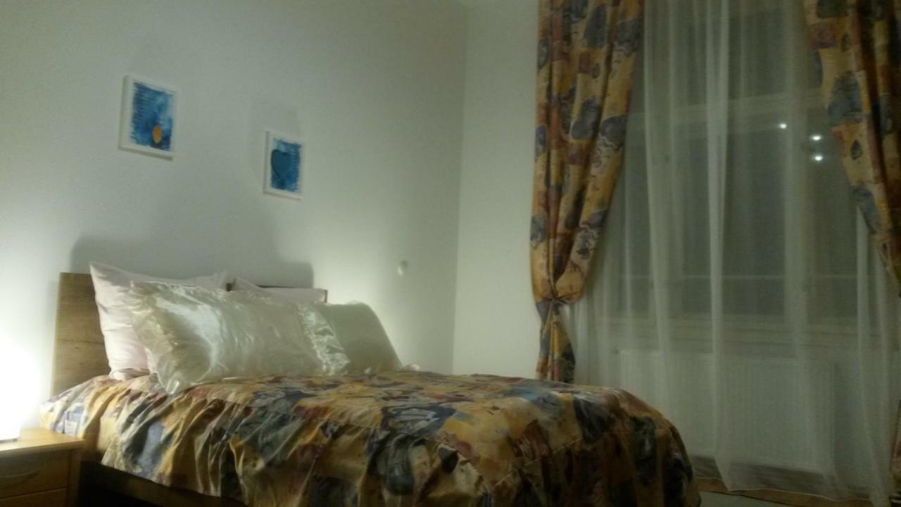 Lana Lo Apartments Karlovy Vary Kültér fotó