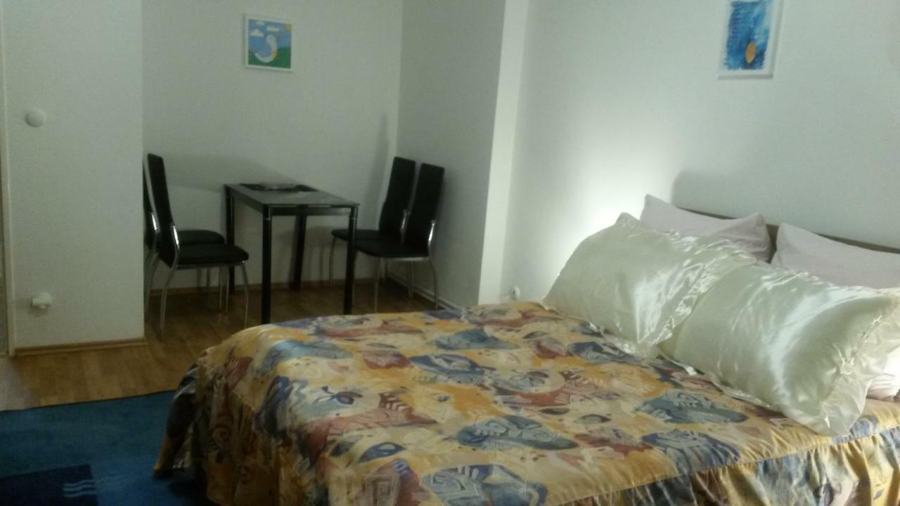 Lana Lo Apartments Karlovy Vary Kültér fotó